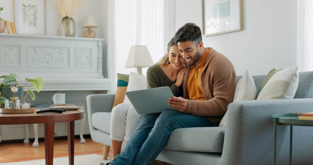 couple on laptop